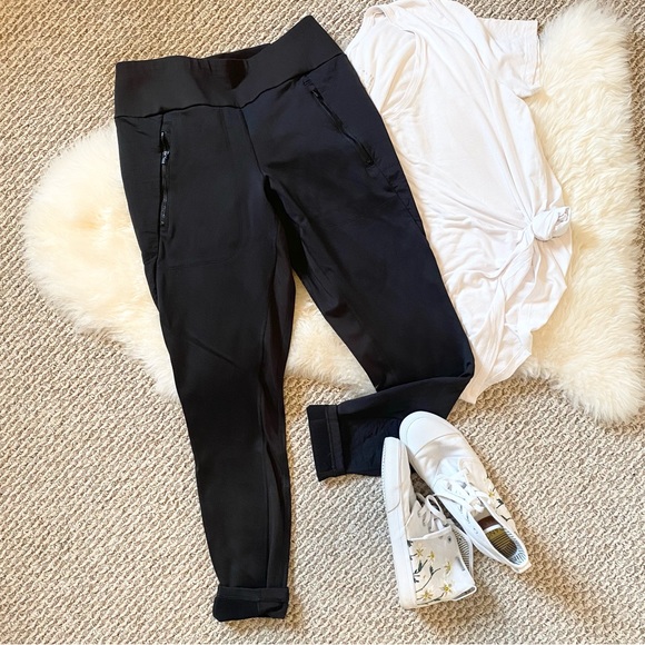 Athleta Pants - ✨ATHLETA Peak Hybrid Fleece Tight Utility Leggings Women’s size Small [S]✨